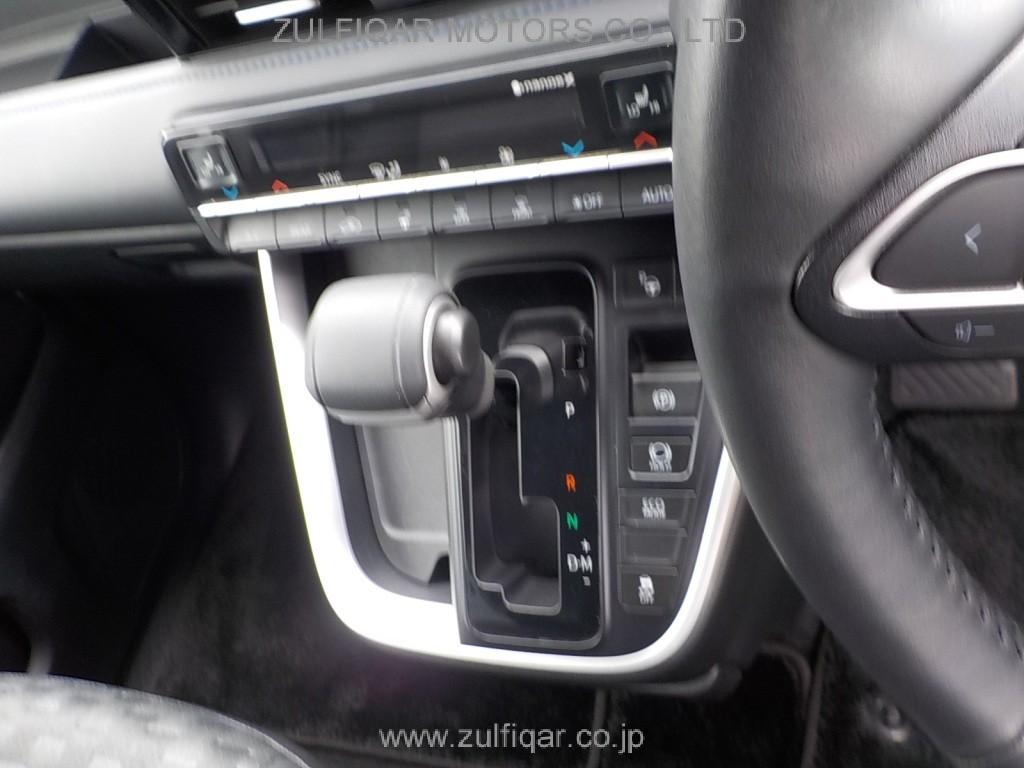 TOYOTA VOXY 2022 Image 7