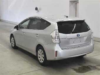 TOYOTA PRIUS ALPHA 2014 Image 3