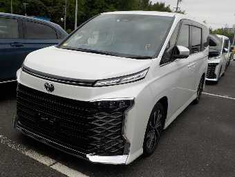 TOYOTA VOXY 2023 Image 2