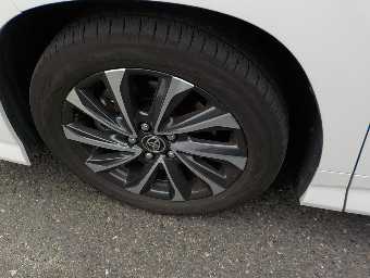 TOYOTA VOXY 2023 Image 13