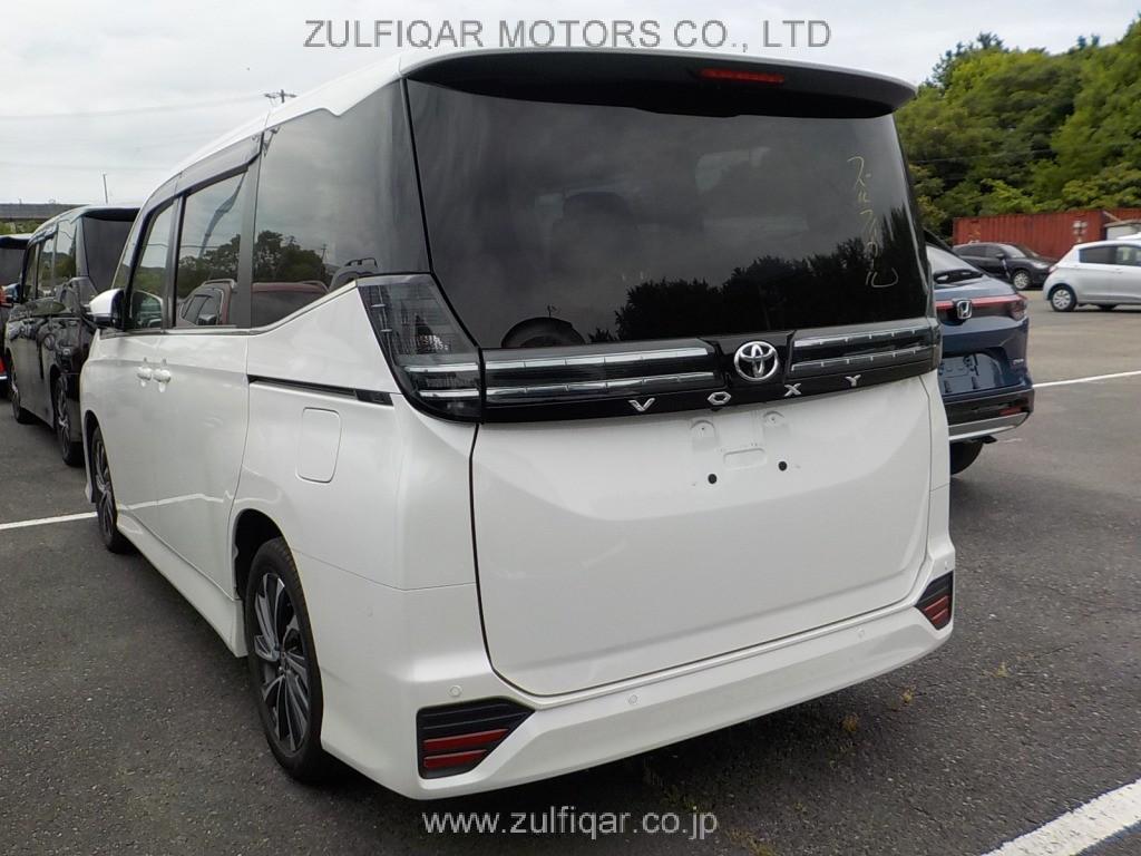 TOYOTA VOXY 2023 Image 3