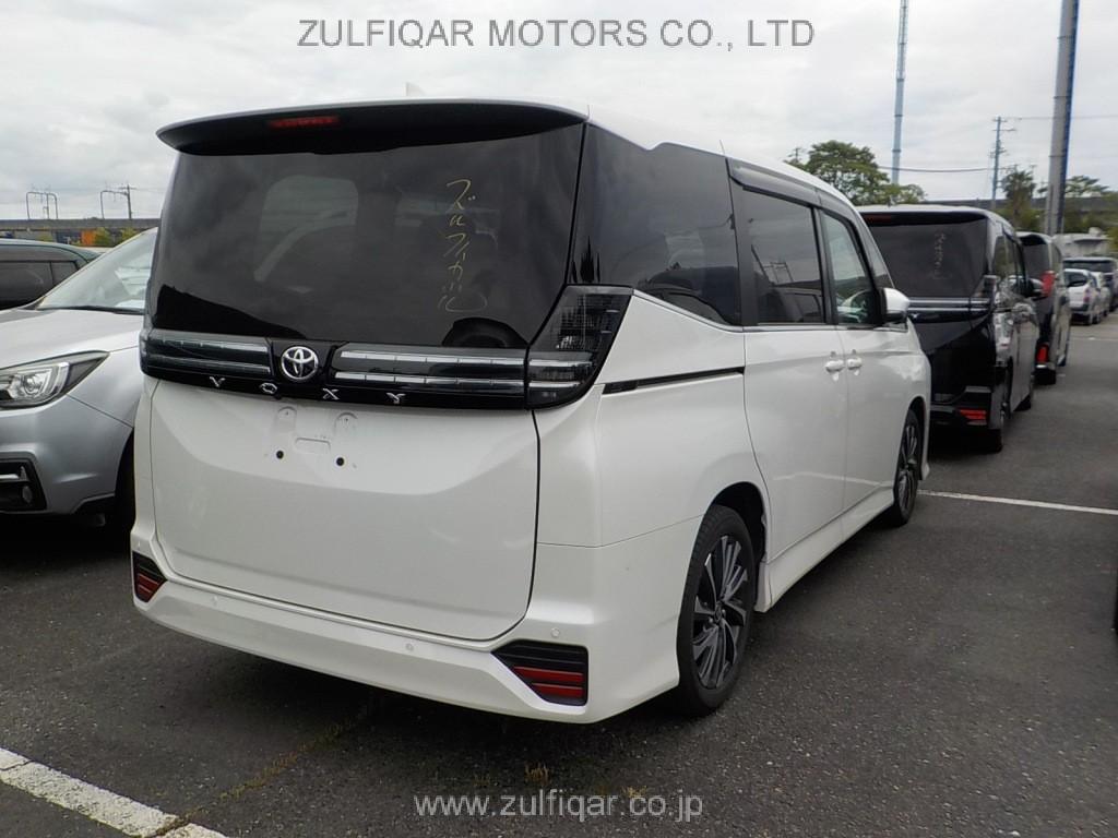 TOYOTA VOXY 2023 Image 4