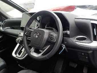 TOYOTA VOXY 2023 Image 5