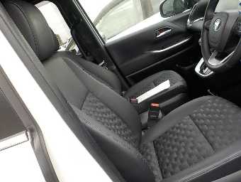 TOYOTA VOXY 2023 Image 9