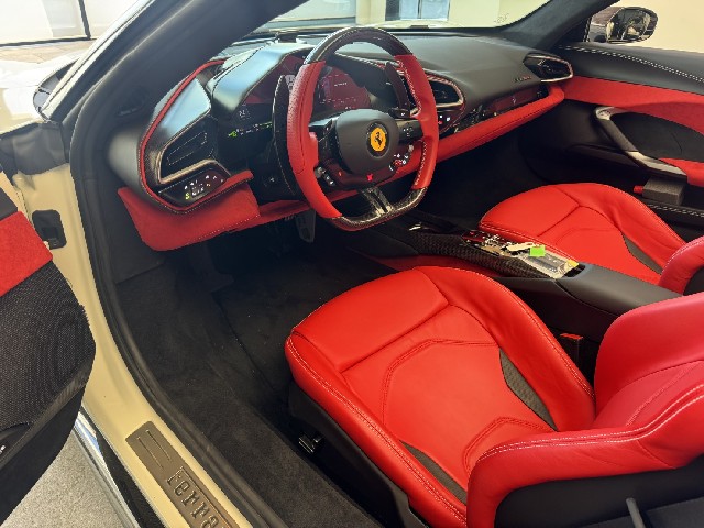 FERRARI 296GTS 2025 Image 24