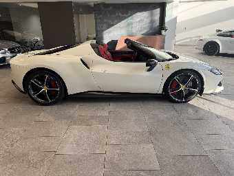 FERRARI 296GTS 2025 Image 4