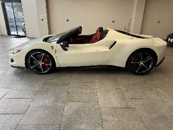 FERRARI 296GTS 2025 Image 8