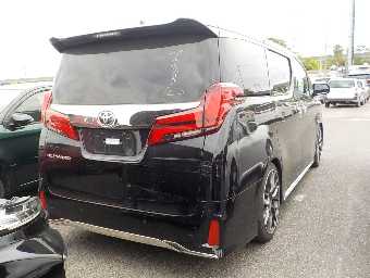 TOYOTA ALPHARD 2022 Image 4