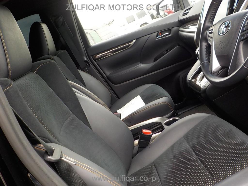 TOYOTA ALPHARD 2022 Image 9