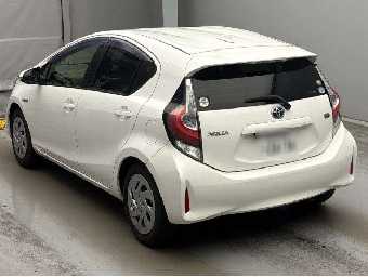 TOYOTA AQUA 2019 Image 4