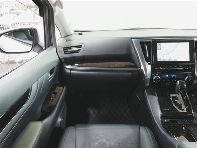 TOYOTA ALPHARD 2022 Image 21