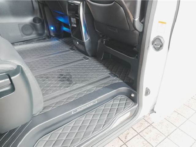 TOYOTA ALPHARD 2022 Image 53