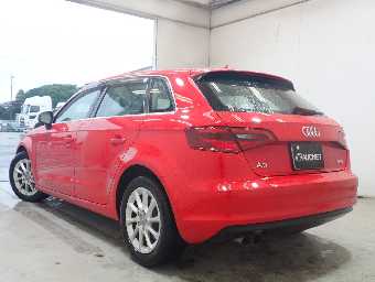 AUDI A3 2015 Image 2
