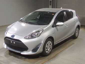 TOYOTA AQUA 2020 Image 1