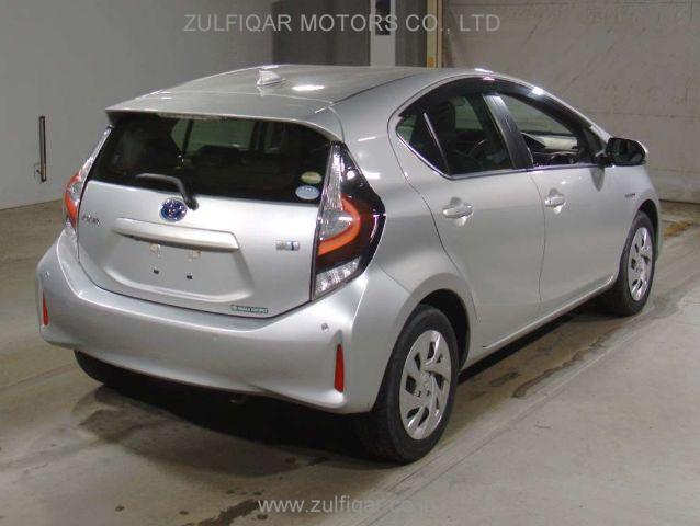 TOYOTA AQUA 2019 Image 2