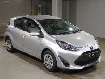 TOYOTA AQUA 2019 Image 3