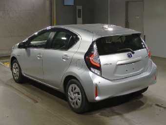 TOYOTA AQUA 2019 Image 4
