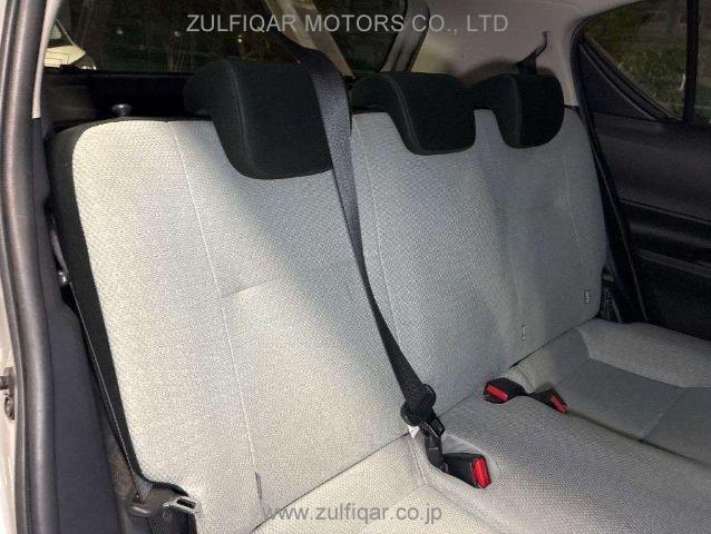 TOYOTA AQUA 2019 Image 7