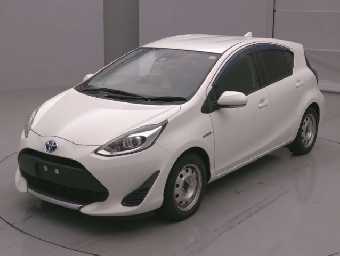 TOYOTA AQUA 2020 Image 1