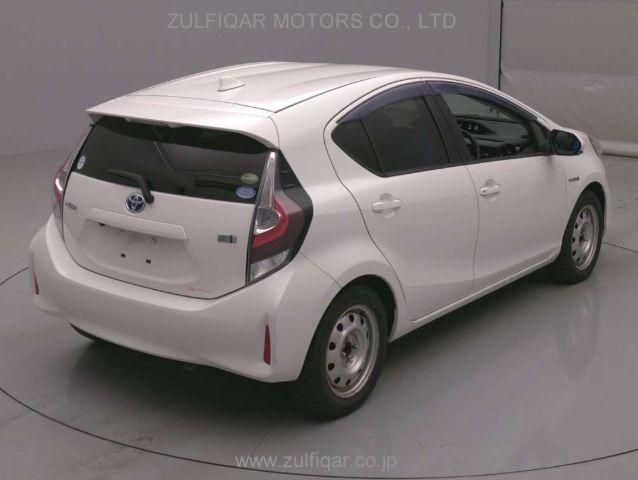 TOYOTA AQUA 2020 Image 2