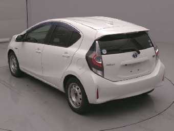 TOYOTA AQUA 2020 Image 4