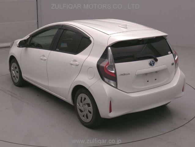 TOYOTA AQUA 2021 Image 4