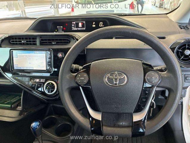 TOYOTA AQUA 2021 Image 8
