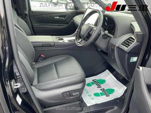 TOYOTA ALPHARD 2025 Image 4