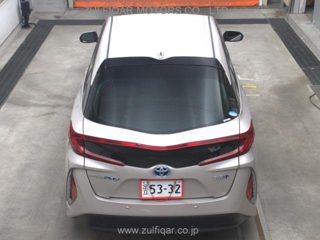 TOYOTA PRIUS 2020 Image 7
