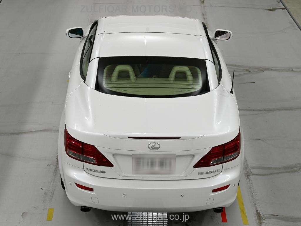 LEXUS IS 2009 Image 8