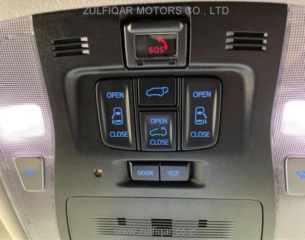 TOYOTA ALPHARD 2022 Image 12