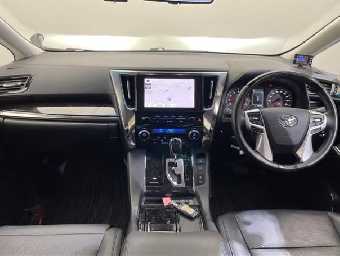TOYOTA ALPHARD 2022 Image 3