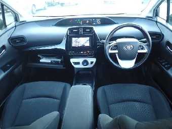 TOYOTA PRIUS 2018 Image 3