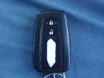 TOYOTA PRIUS 2018 Image 7
