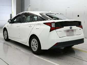 TOYOTA PRIUS 2019 Image 6