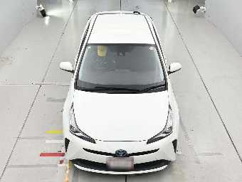 TOYOTA PRIUS 2019 Image 7