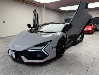 LAMBORGHINI REVUELTO 2025 Image 1