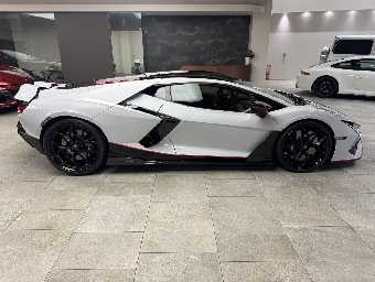 LAMBORGHINI REVUELTO 2025 Image 12