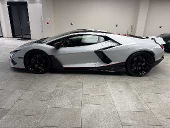 LAMBORGHINI REVUELTO 2025 Image 16