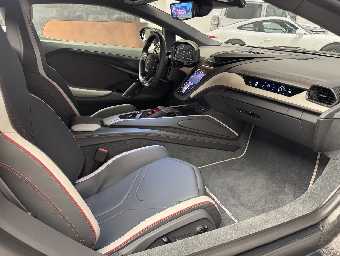 LAMBORGHINI REVUELTO 2025 Image 40