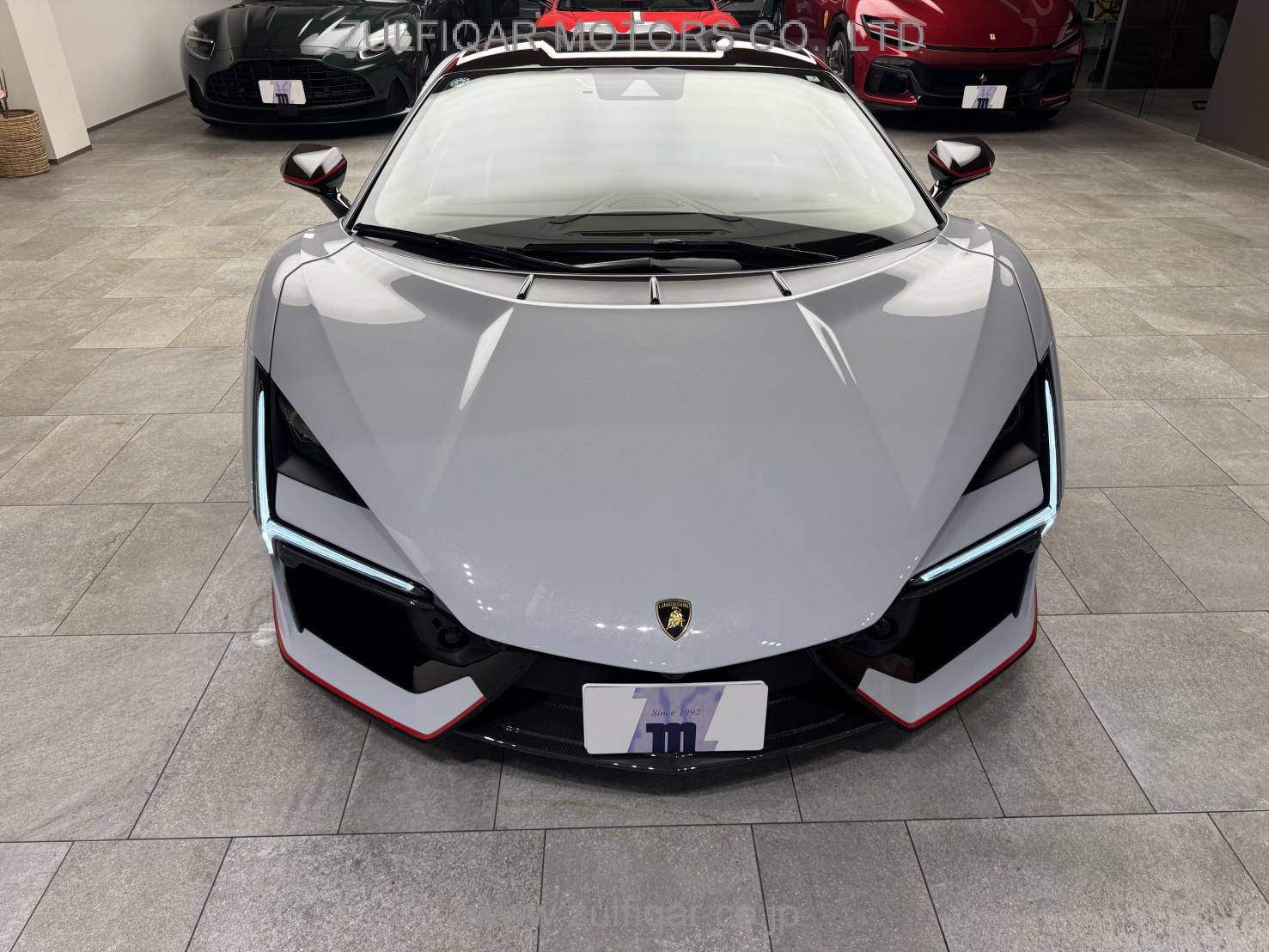 LAMBORGHINI REVUELTO 2025 Image 10