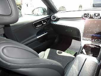 MERCEDES BENZ C CLASS 2023 Image 14