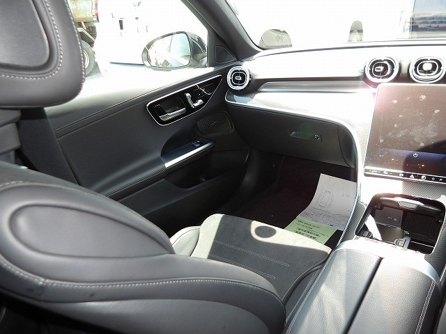 MERCEDES BENZ C CLASS 2023 Image 20