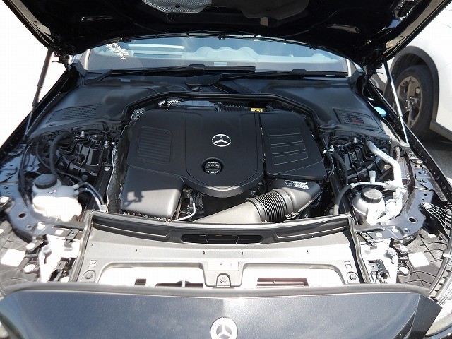 MERCEDES BENZ C CLASS 2023 Image 23