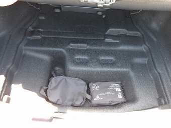 MERCEDES BENZ C CLASS 2023 Image 18
