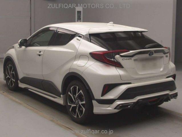 TOYOTA C-HR 2018 Image 4