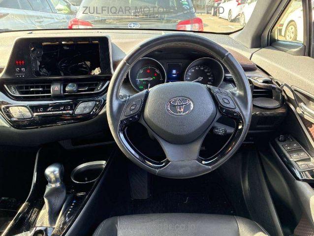 TOYOTA C-HR 2018 Image 6