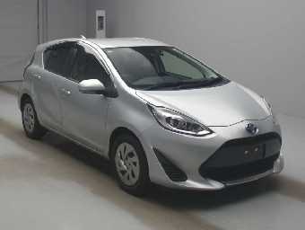 TOYOTA AQUA 2021 Image 3