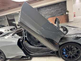 MCLAREN 765LT 2021 Image 24