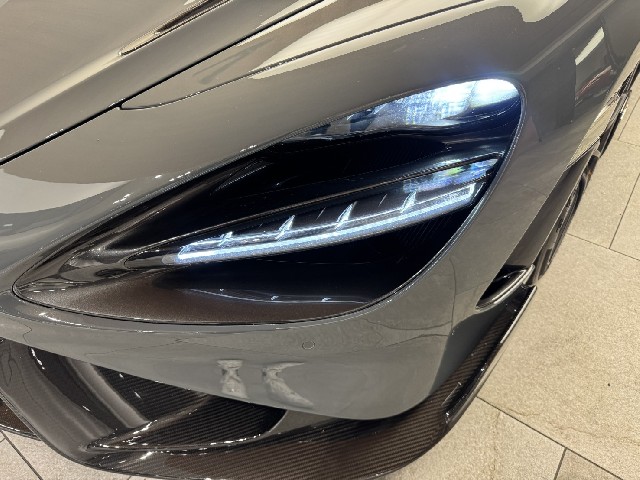 MCLAREN 765LT 2021 Image 33